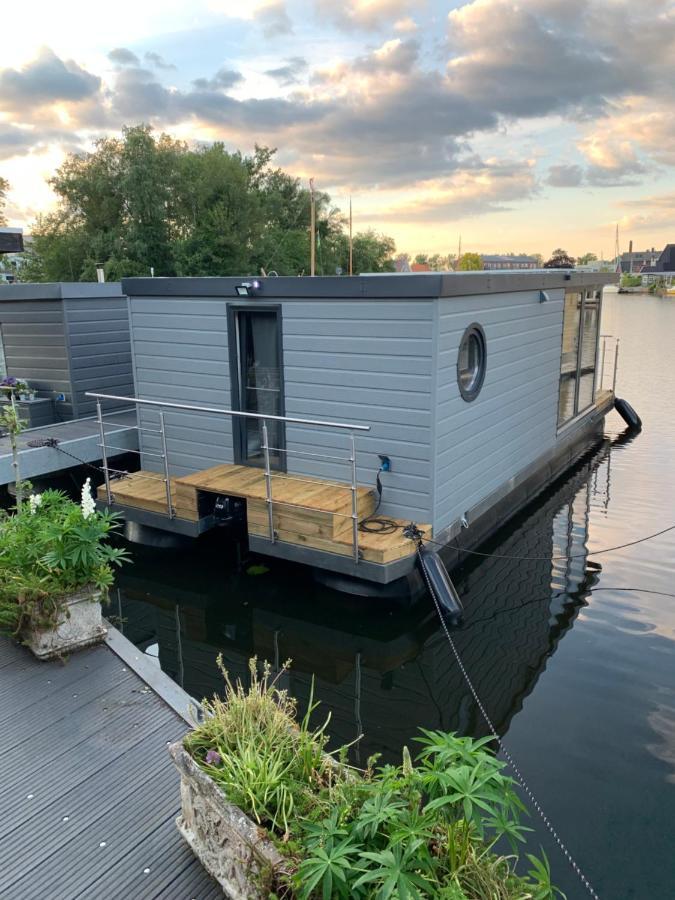 New Houseboat 2 Bedrooms Zwartsluis Eksteriør billede